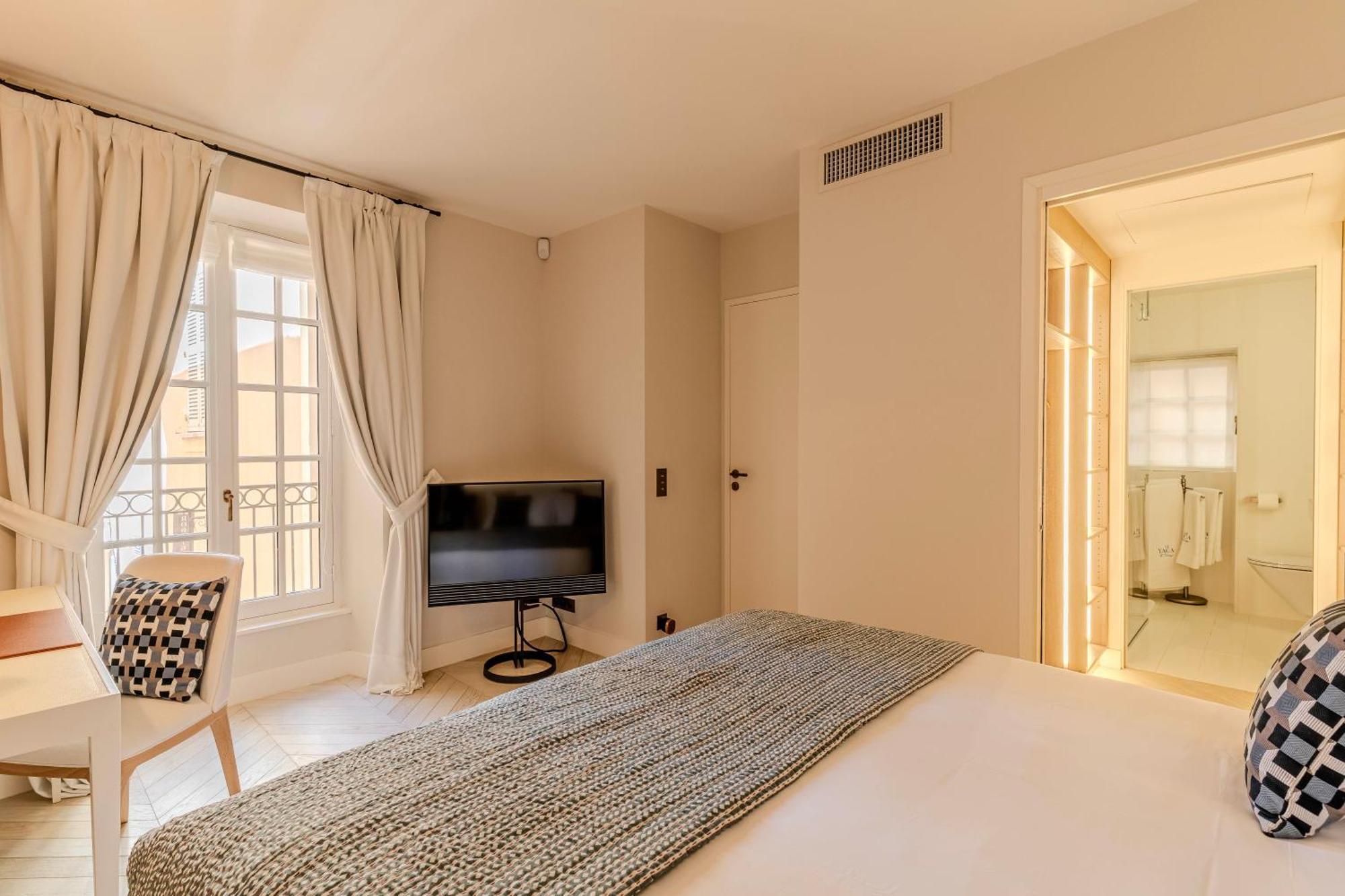 Hotel Le Yaca